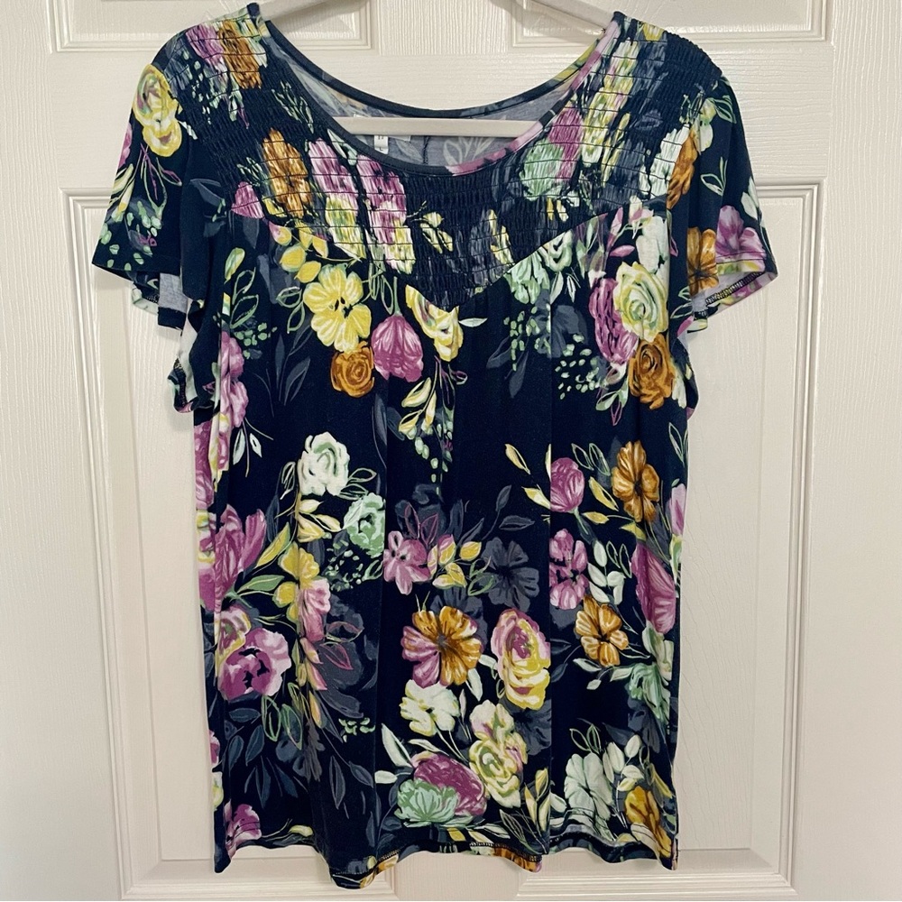 Maurices Navy Floral Short Sleeve Tee
